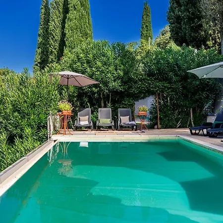 Exclusive Garda With Panoramic Pool & Parking *