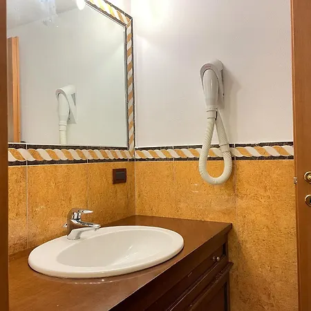 Exclusive Garda With Panoramic Pool & Parking * Паи