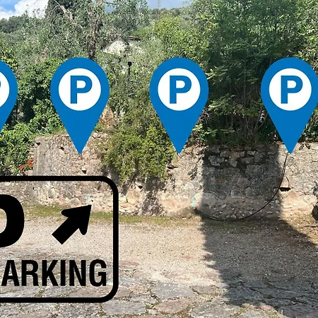 Exclusive Garda With Panoramic Pool & Parking