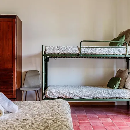 Exclusive Garda With Panoramic Pool & Parking