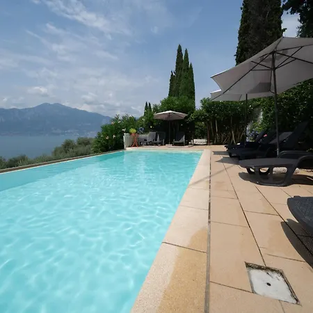 Lägenhet & Pool & Wellness Pool