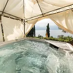 Exclusive Garda With Panoramic Pool & Parking *
