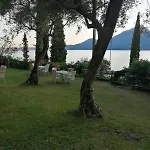 Διαμέρισμα Exclusive Garda With Panoramic Pool & Parking *