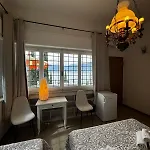 Exclusive Lake Garda Apartments With Panoramic Pool & Parking