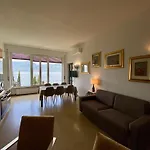 Exclusive Garda With Panoramic Pool & Parking *