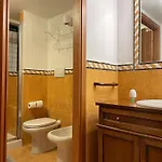 Exclusive Garda With Panoramic Pool & Parking