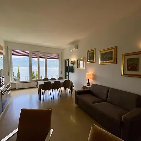 & Pool & Wellness Pool *