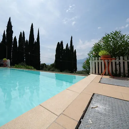 Διαμέρισμα & Pool & Wellness Pool *