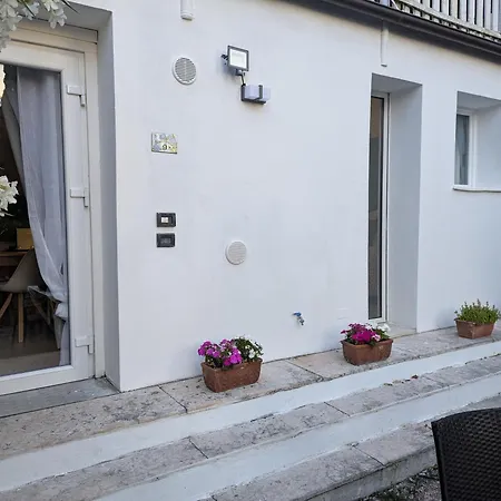 Exclusive Garda With Pool And View Torri Del Benaco