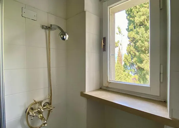 & Pool & Wellness Pool