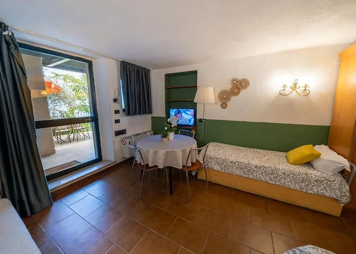 & Pool & Wellness Pool