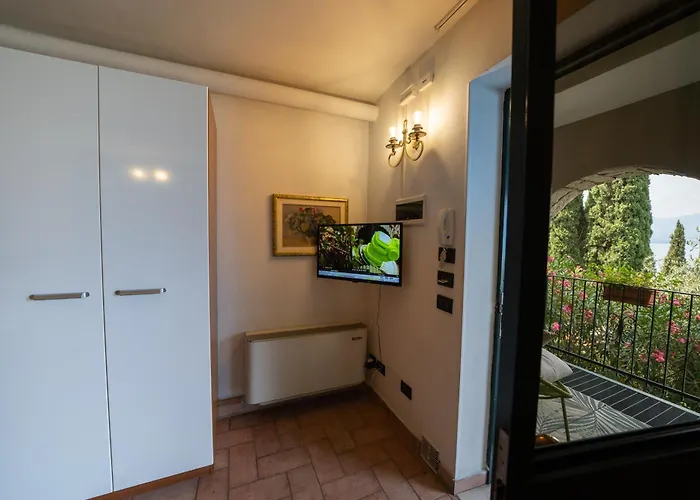 & Pool & Wellness Pool Pai