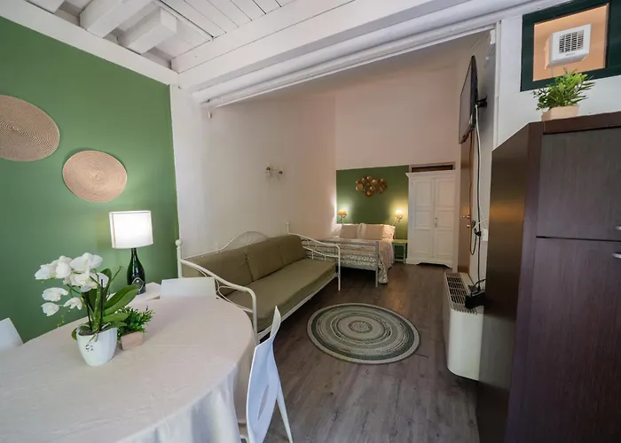 & Pool & Wellness Pool * Pai