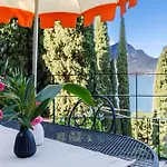 Apartman Exclusive Garda With Panoramic Pool & Parking Pai